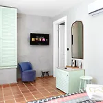 Hotel Pop