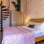 Pop Hotel 5*