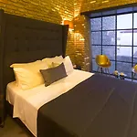Hotel Pop