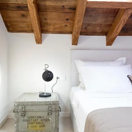 Hotel Pop
